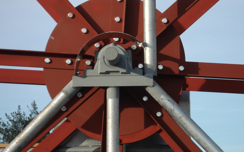 Yardmaster waterwheel uses quality bearings for trouble free operation